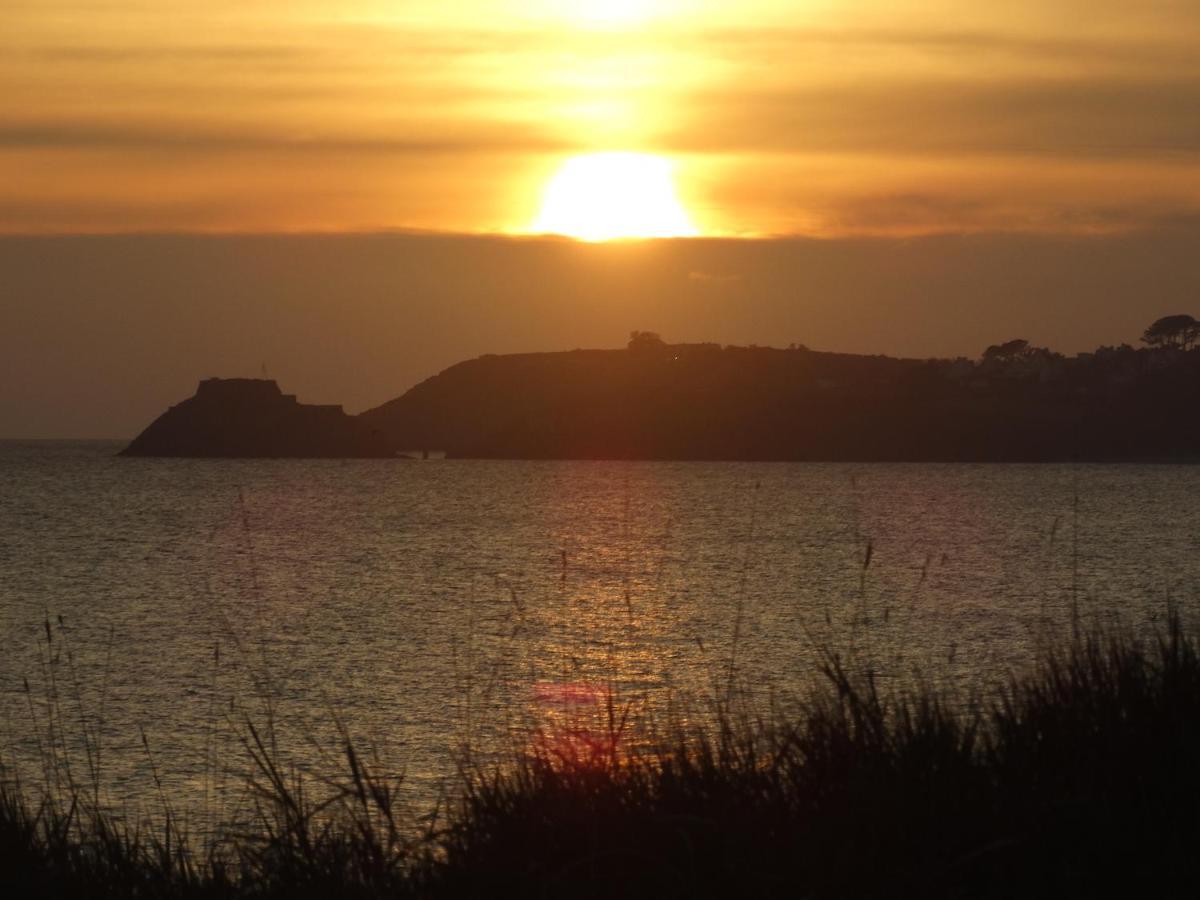 Maison Koant Ker - Proche Plage Tregana, Cadre Agreable Et Reposant, Sympathique Maison Au Calme Avec Petite Vue Mer Appartement Locmaria-Plouzane Buitenkant foto